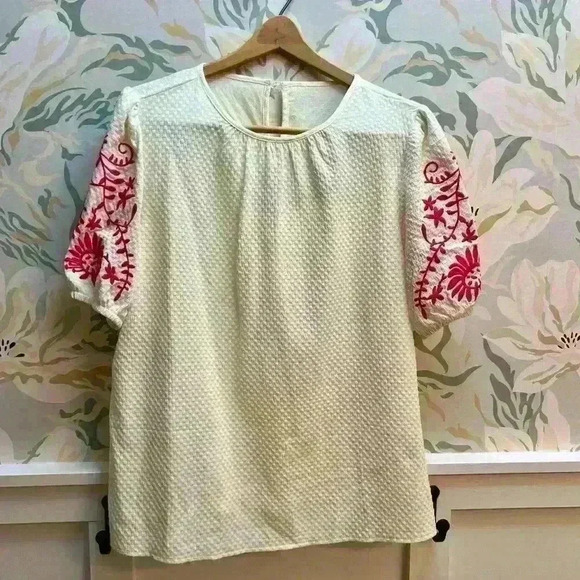 Cream Colored Blouse with Embroidered Pink Floral Design in Arms, Size XL - Picture 1 of 4